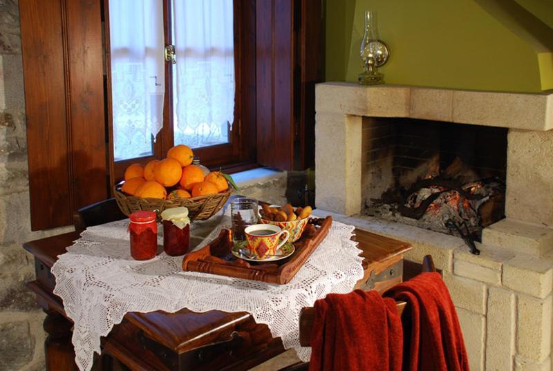 Ξενωνασ Σελινουντα Hotel Kosmas Luaran gambar