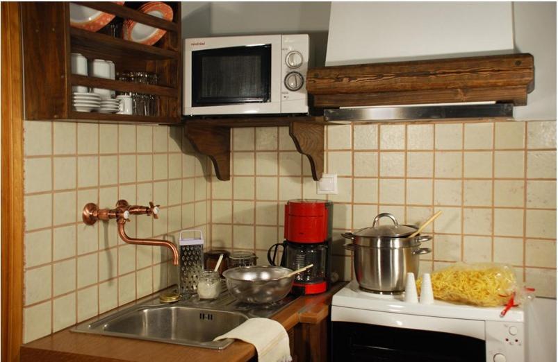 Ξενωνασ Σελινουντα Hotel Kosmas Luaran gambar