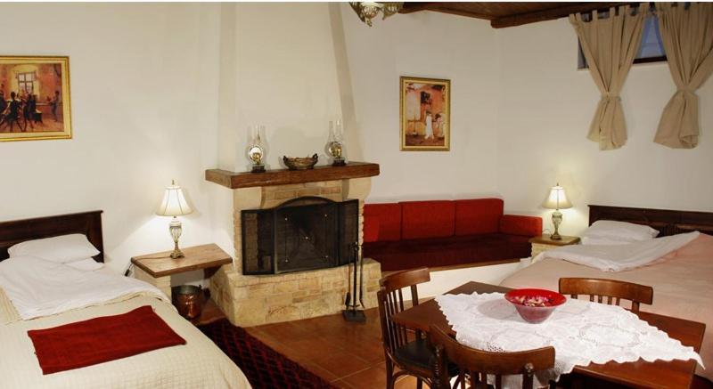 Ξενωνασ Σελινουντα Hotel Kosmas Luaran gambar