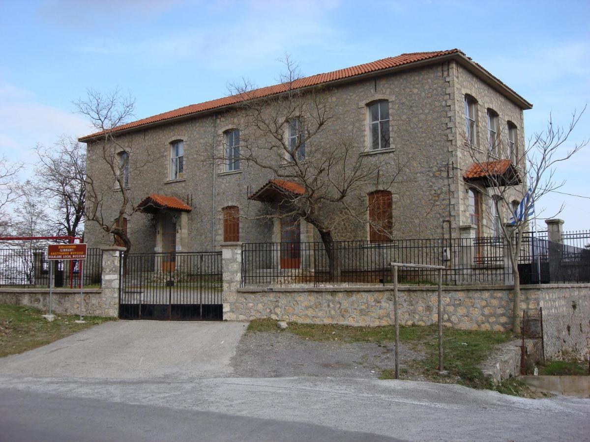Ξενωνασ Σελινουντα Hotel Kosmas Luaran gambar